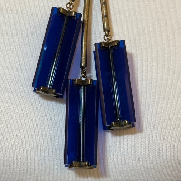 Lele Rose Acryllic Lavalier Necklace - Picture 6 of 9